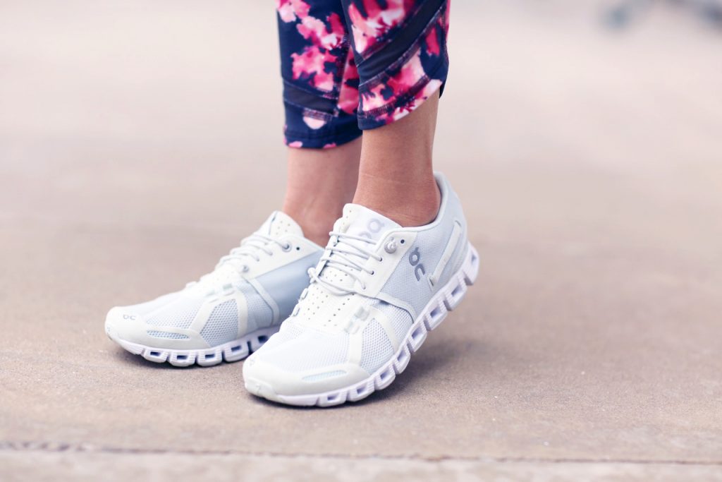Hilary Kennedy Blog: // On Cloud Running Shoes for Women